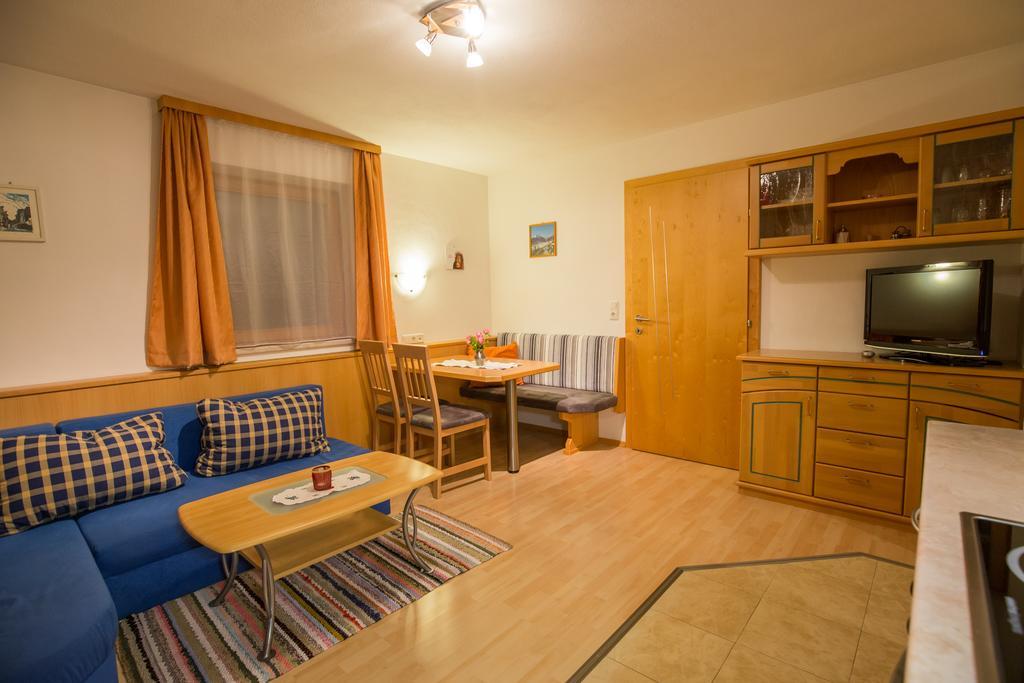 Haus Alpengruss Apartment นอยชติฟ อิม ชตูไปทัล ภายนอก รูปภาพ