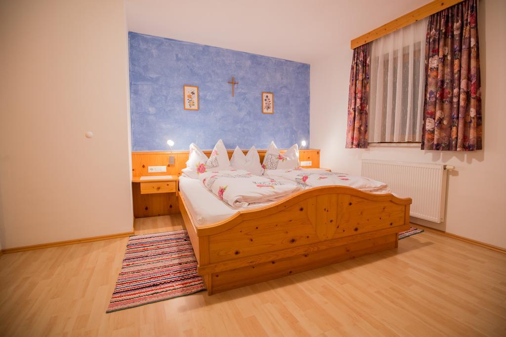 Haus Alpengruss Apartment นอยชติฟ อิม ชตูไปทัล ภายนอก รูปภาพ